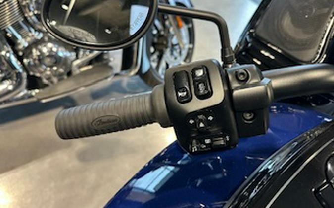 2024 Indian PURSUIT DARK HORSE