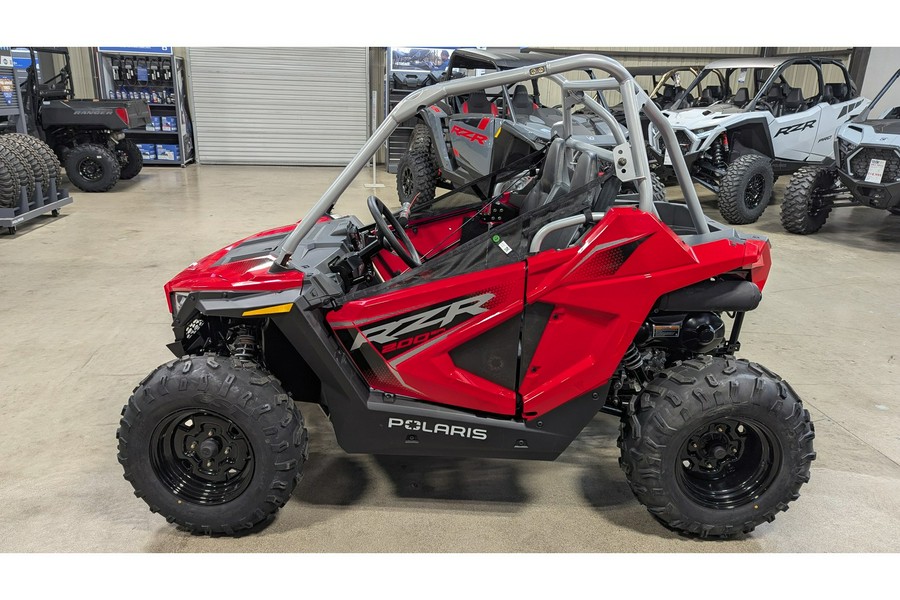 2026 Polaris RZR 200 EFI