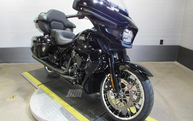 2026 Harley-Davidson® FLHXL - Street Glide® Limited