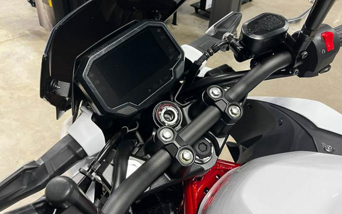 2026 Kawasaki Z500 SE ABS
