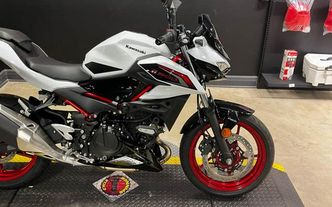 2026 Kawasaki Z500 SE ABS
