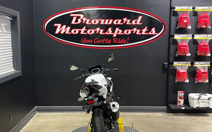2026 Kawasaki Z500 SE ABS