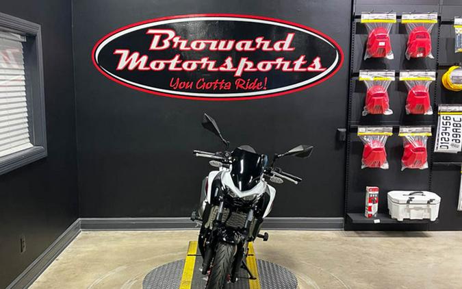 2026 Kawasaki Z500 SE ABS
