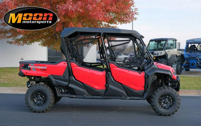 2023 Honda Pioneer 1000-6 Deluxe Crew DELUXE RED