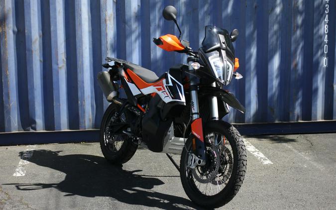 2019 KTM 790 Adventure and 790 Adventure R: MD Ride Review (Bike Reports) (News)