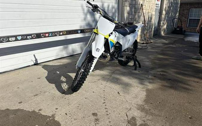 2025 Husqvarna TC 300