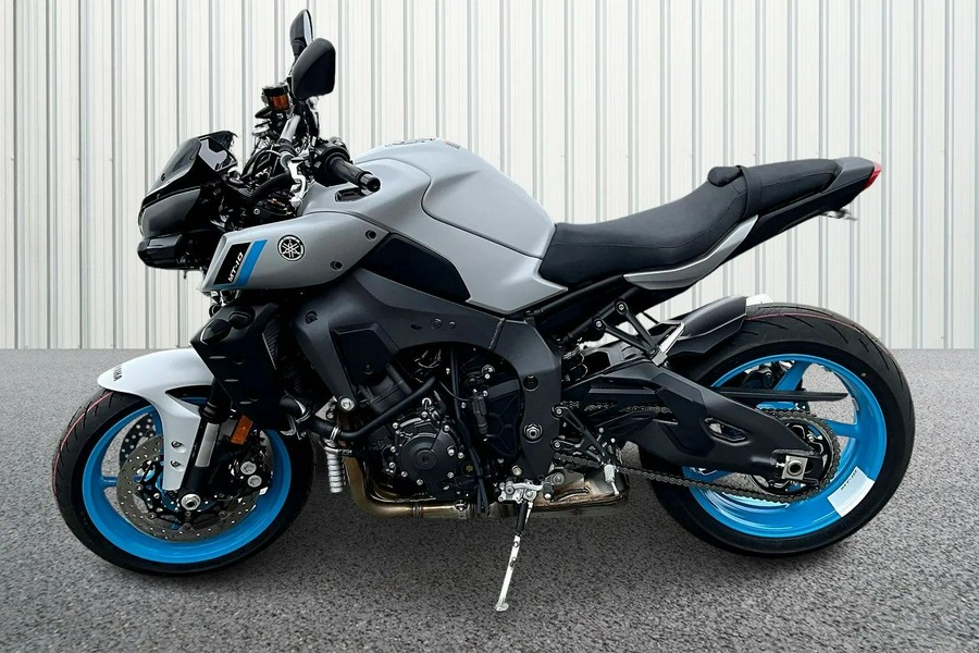 2025 Yamaha MT-10