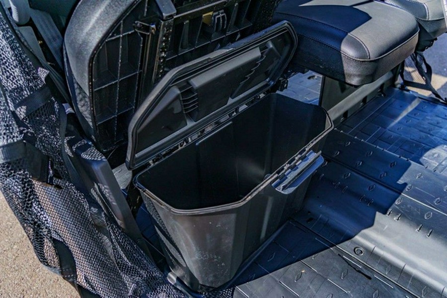 2025 Can-Am Defender MAX Lone Star HD10