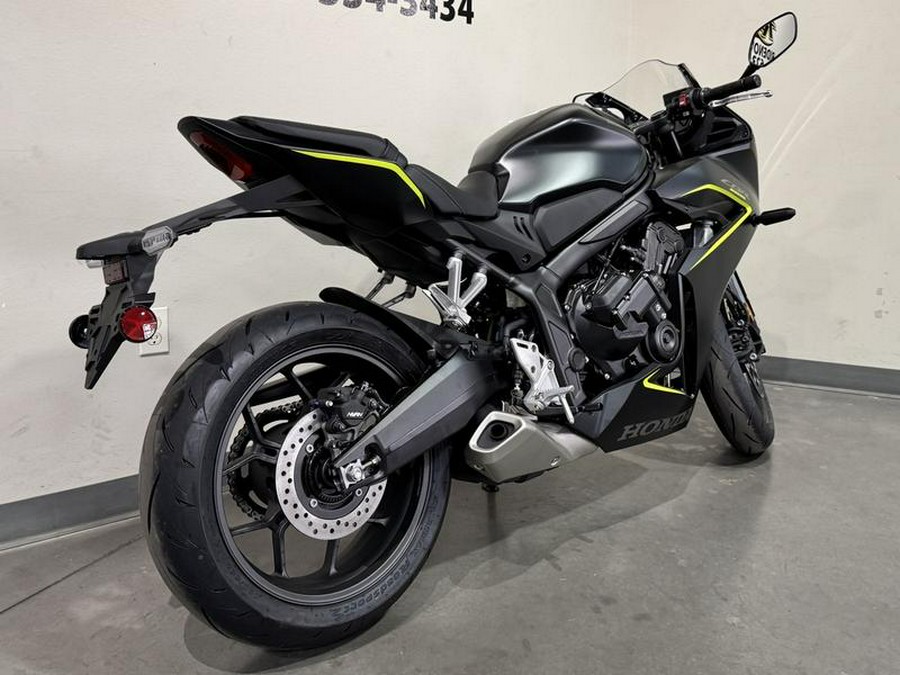 2026 Honda® CBR650R E-Clutch