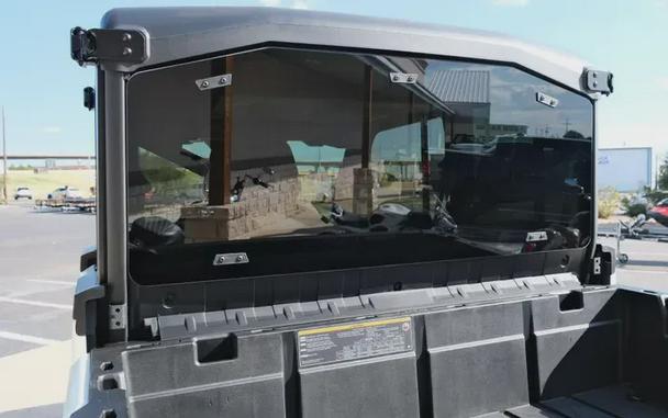 2026 CAN-AM DEFENDER MAX LIMITED CAB HD11