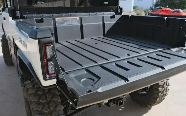 2026 CAN-AM DEFENDER MAX LIMITED CAB HD11