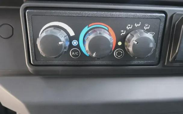 2026 CAN-AM DEFENDER MAX LIMITED CAB HD11