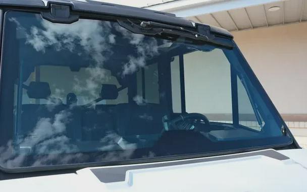 2026 CAN-AM DEFENDER MAX LIMITED CAB HD11