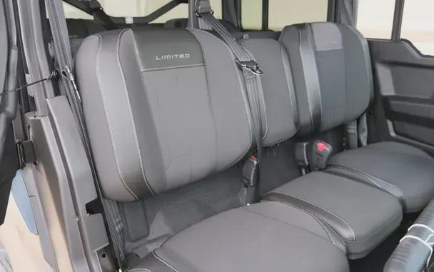 2026 CAN-AM DEFENDER MAX LIMITED CAB HD11