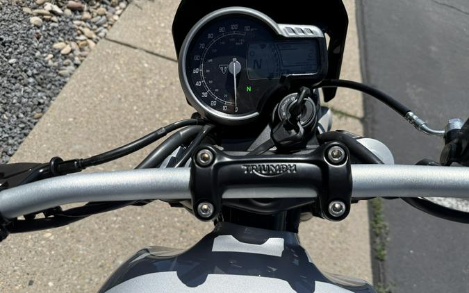 2026 Triumph Tracker 400 Aluminium Silver