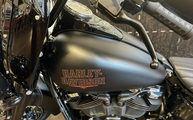 2026 Harley-Davidson Deadwood Black Denim
