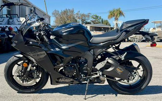 2027 Kawasaki NINJA® ZX™-6R ABS