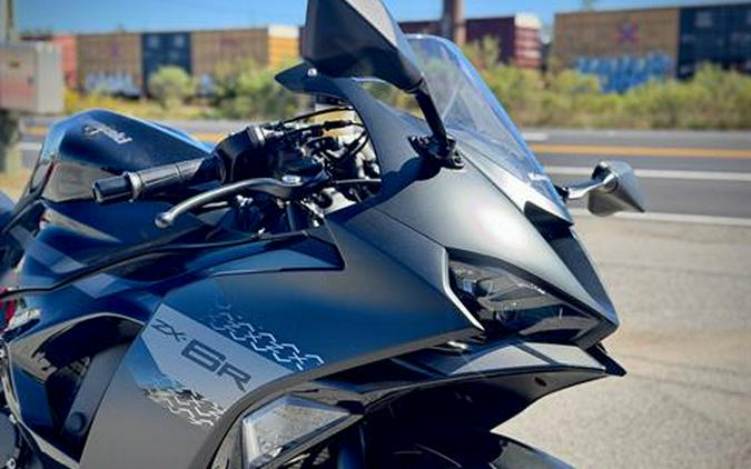 2027 Kawasaki NINJA® ZX™-6R ABS