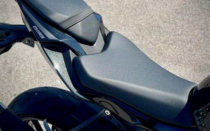 2027 Kawasaki NINJA® ZX™-6R ABS