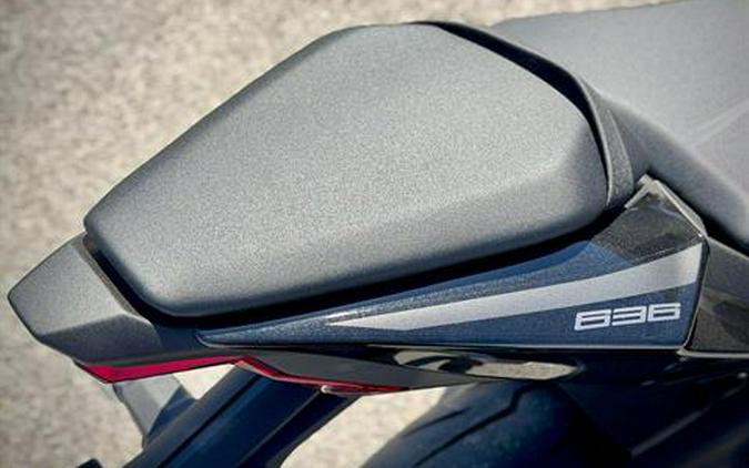 2027 Kawasaki NINJA® ZX™-6R ABS