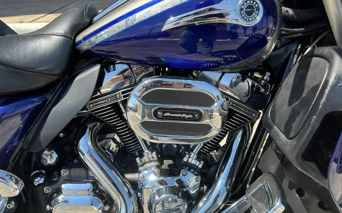 2016 Harley-Davidson® FLHTKSE - CVO™ Limited