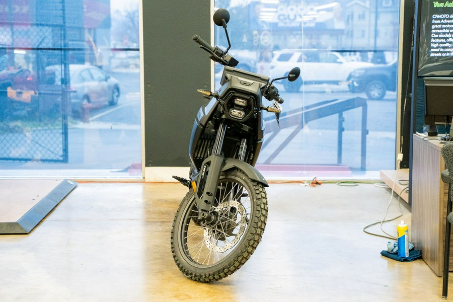 2025 Can-Am® Origin Carbon Black