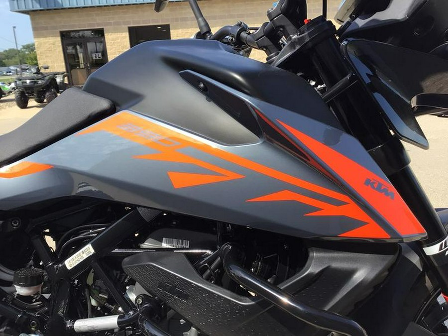 2022 KTM 390 Adventure