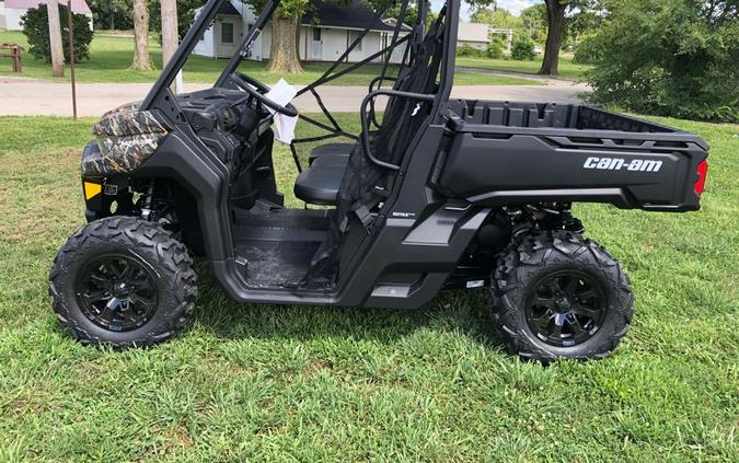 2025 Can-Am DEFENDER DPS HD7