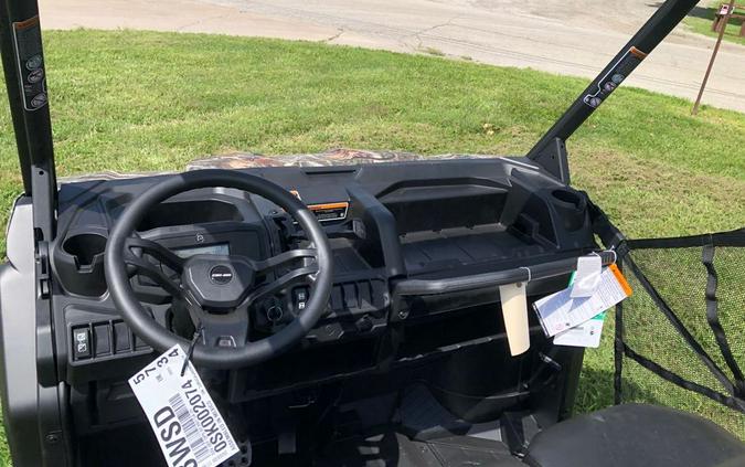 2025 Can-Am DEFENDER DPS HD7