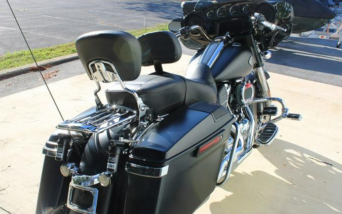 2022 Harley-Davidson FLHXS - Street Glide Special