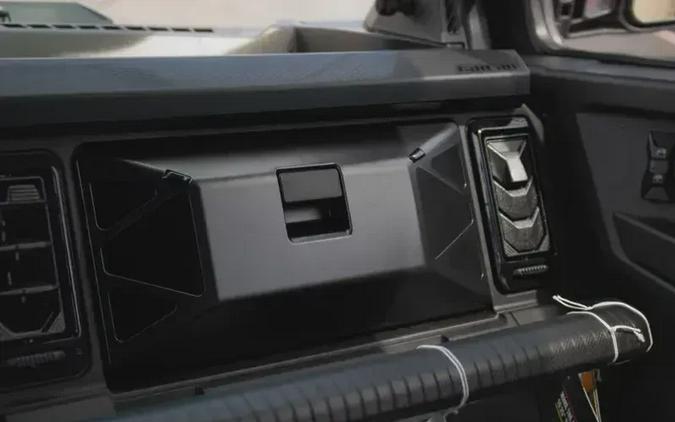 2026 CAN-AM DEFENDER MAX LIMITED CAB HD11