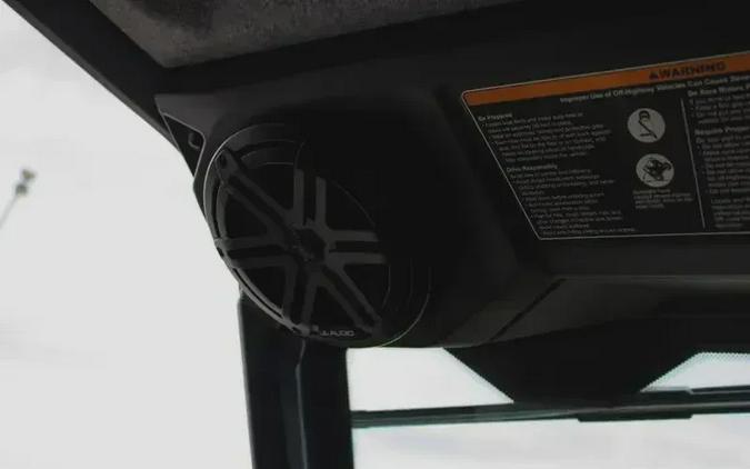 2026 CAN-AM DEFENDER MAX LIMITED CAB HD11