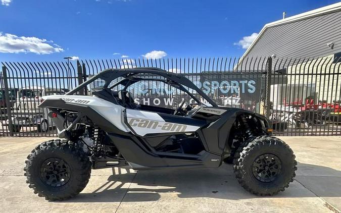 2024 Can-Am® Maverick X3 DS Turbo RR Catalyst Gray