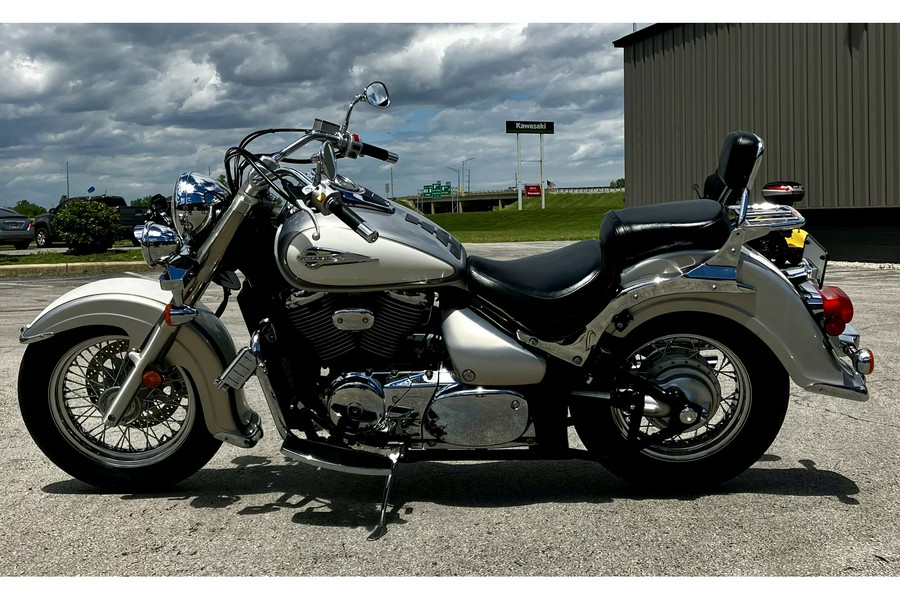 2004 Suzuki Intruder Volusia 800