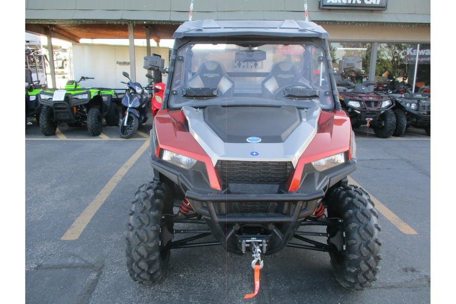 2019 Polaris Industries Polaris GENERAL 1000 EPS Deluxe - Orange Rust