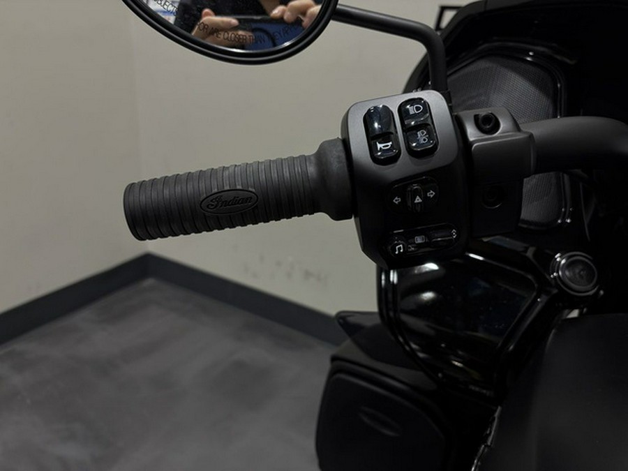 2025 Indian Pursuit Dark Horse Black Smoke