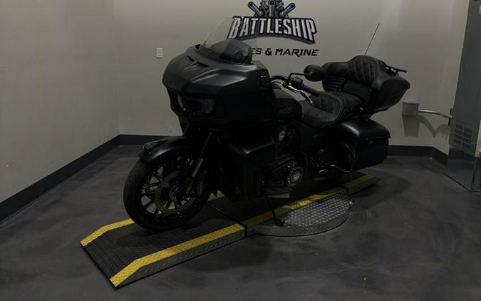 2025 Indian Pursuit Dark Horse Black Smoke