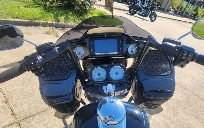 2015 Harley-Davidson® FLTRXS - Road Glide® Special