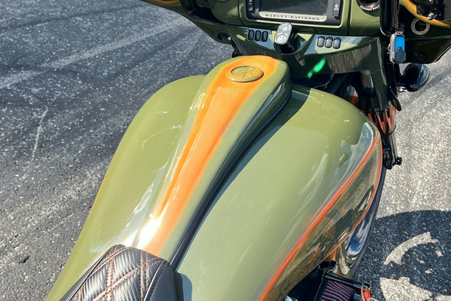 2018 Harley-Davidson FLHXS - Street Glide Special