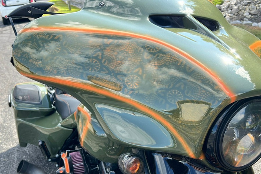 2018 Harley-Davidson FLHXS - Street Glide Special