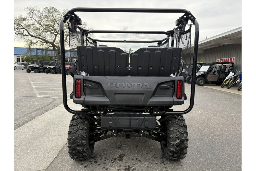 2025 Honda Pioneer 1000-5 Deluxe