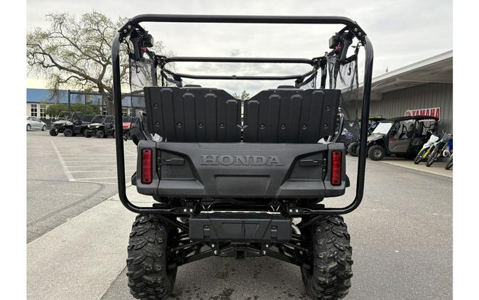 2025 Honda Pioneer 1000-5 Deluxe