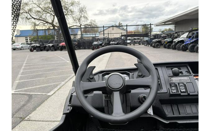 2025 Honda Pioneer 1000-5 Deluxe