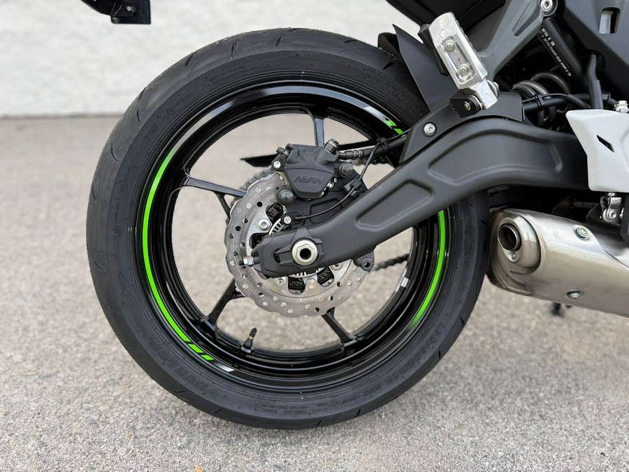 2025 Kawasaki Ninja 650 KRT Edition ABS