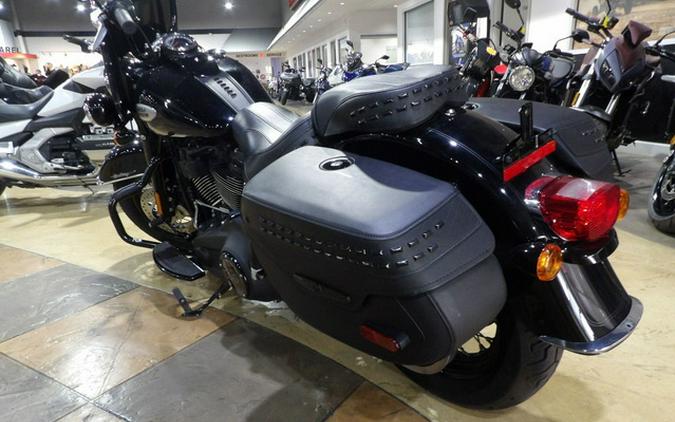 2023 Harley-Davidson FLHCS - Heritage Classic Heritage Classic