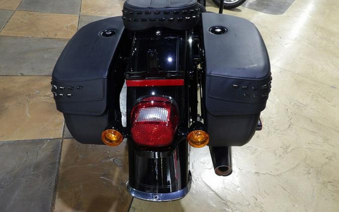 2023 Harley-Davidson FLHCS - Heritage Classic Heritage Classic