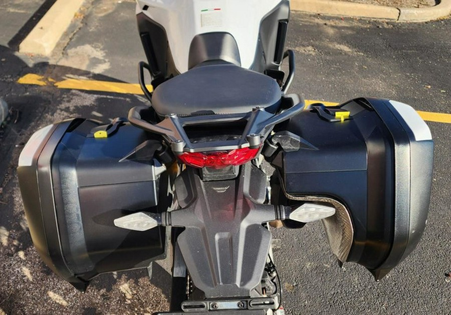 2023 Ducati Multistrada V4S Iceberg White - Spoked Wheels