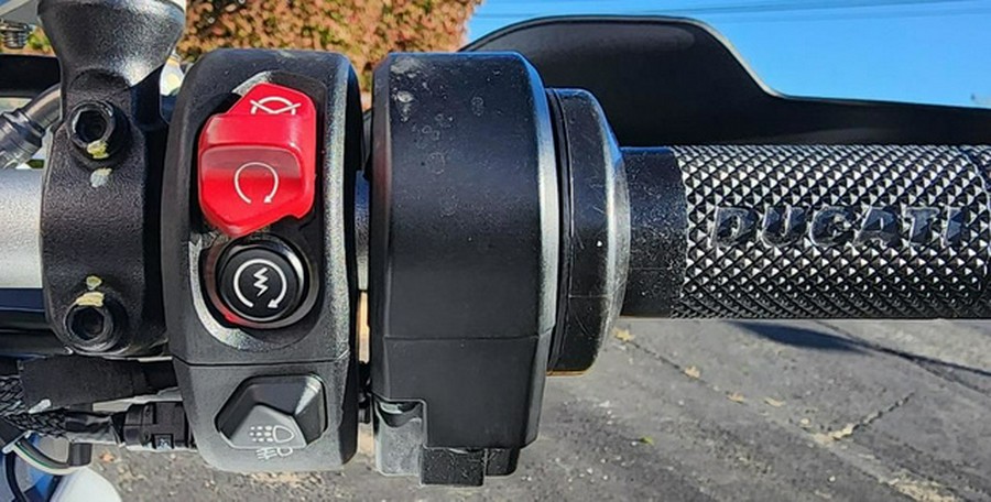 2023 Ducati Multistrada V4S Iceberg White - Spoked Wheels