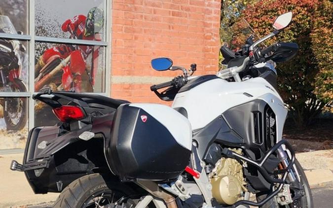 2023 Ducati Multistrada V4S Iceberg White - Spoked Wheels