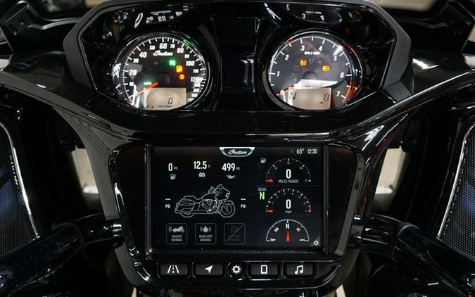 2026 Indian Challenger Limited 112 W/Powerband Audio Black Me